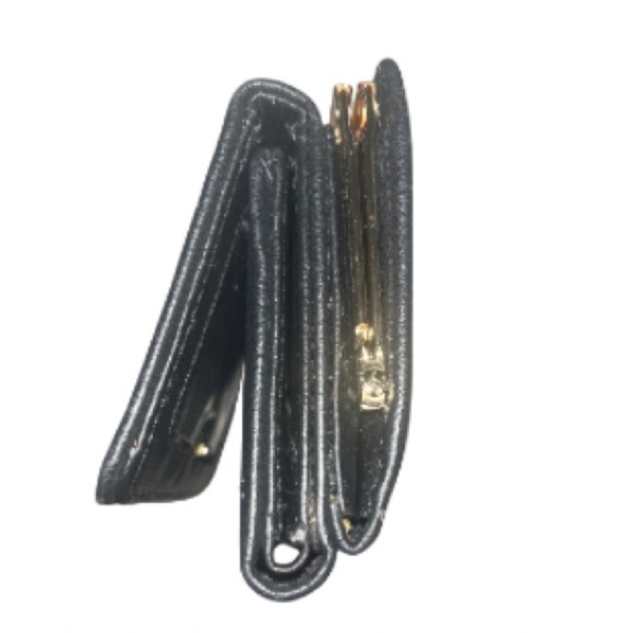 Olivia Miller Trifold KissLock Coin Purse Heart Shaped Clasps, Faux Leather, BLK - Picture 8 of 12